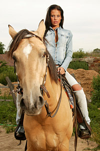 Theresa hot horse riding tour 1
